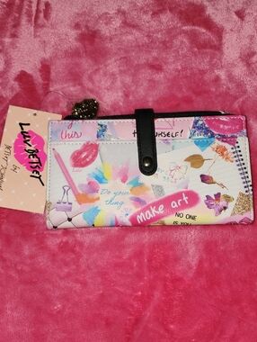 ✨️💕NWT Pink Multi 'Make Art' BETSEY JOHNSON Women's Wallet
